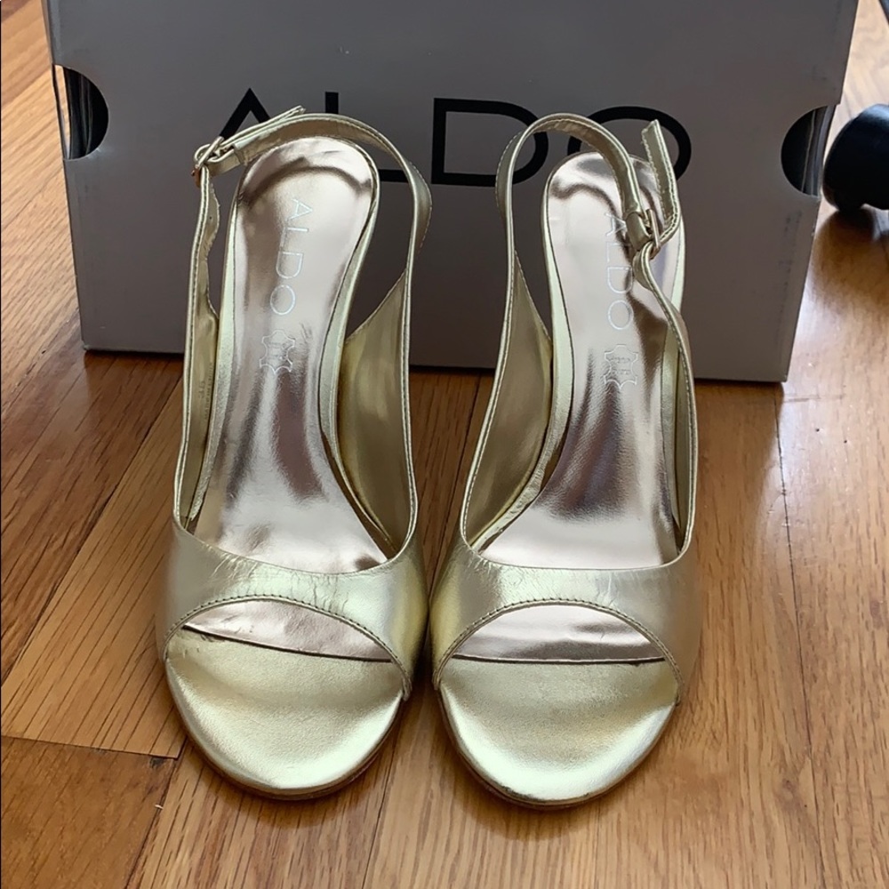 ALSO Amari sandal heels